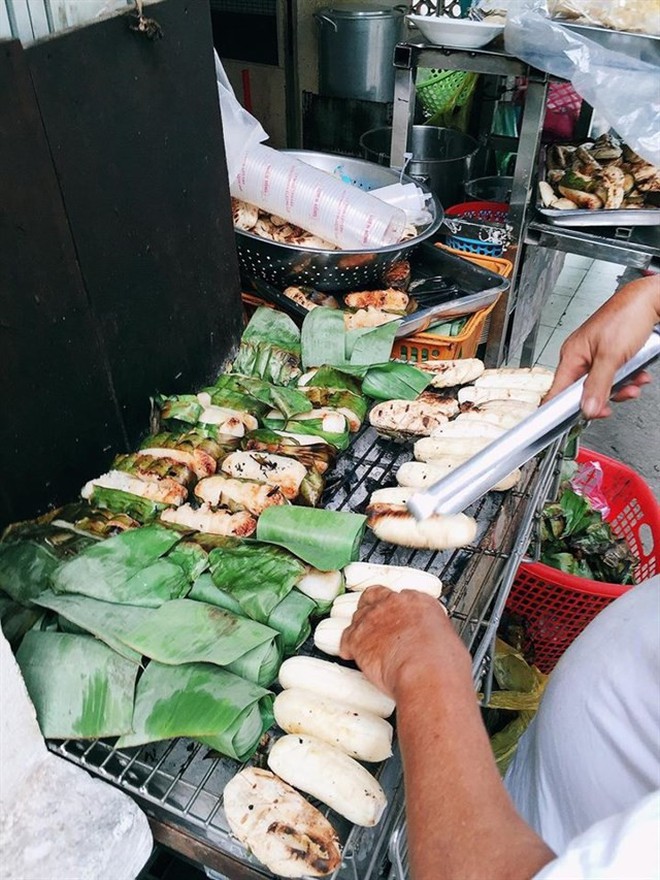 Bỏ t&#250;i những h&#224;ng chuối nếp nướng để bạn nh&#226;m nhi l&#250;c xế chiều S&#224;i G&#242;n - Ảnh 8.