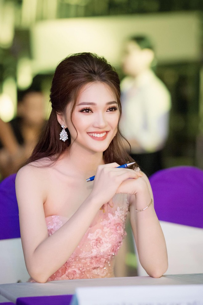Gương mặt đẹp nhất Hoa hậu Hoàn vũ VN 2017 bất ngờ tuyên bố dừng cuộc chơi tại Hoa hậu Việt Nam 2018 - Ảnh 3.