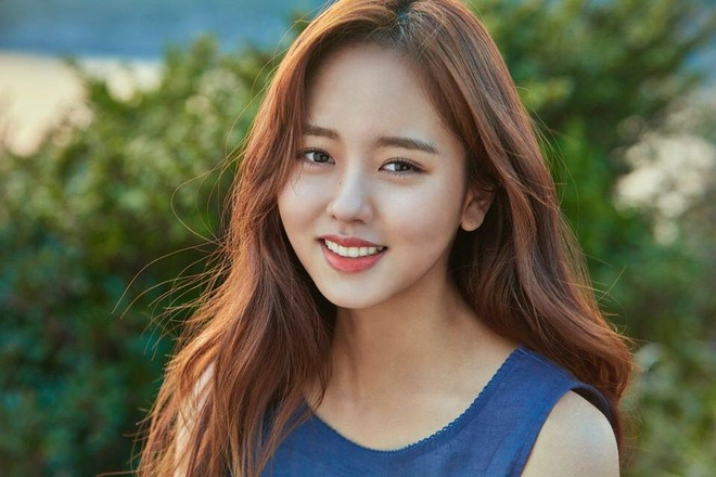 Sao nhí Mặt trăng ôm mặt trời một thời Kim So Hyun ngày càng xinh, nhưng ai ngờ lại đẹp đến mức này! - Ảnh 2.