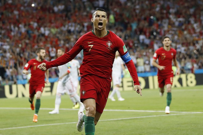 Lịch sử tham dự World Cup của Ronaldo: 2006 ra mắt, nỗi đau 2014 và kỷ lục năm 2018 - Ảnh 6.