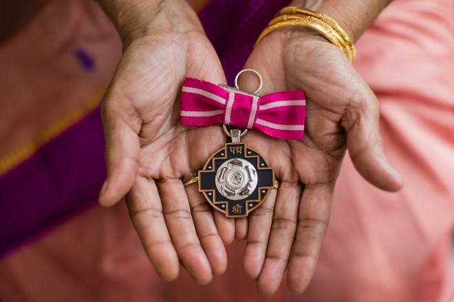 Ấn Độ: Người phụ nữ kế thừa công phu một đời của chồng, dạy võ cho phụ nữ và trẻ em để chống xâm hại tình dục - Ảnh 4.