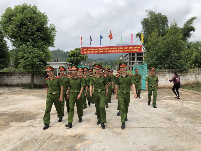 Nghi vấn nâng điểm ở Lạng Sơn: Chúng tôi còn tiếc vì điểm có thể sẽ cao hơn, xứng đáng cho sự cố gắng của các chiến sĩ - Ảnh 4.