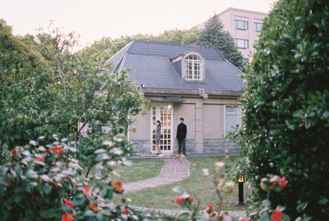 Lại th&ecirc;m một bộ ảnh film cực l&atilde;ng mạn l&agrave;m ai cũng muốn c&oacute; người y&ecirc;u để c&ugrave;ng dạo quanh khắp chốn - Ảnh 15.