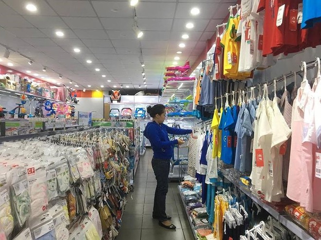 Bị nghi lừa dối kh&aacute;ch h&agrave;ng, chuỗi si&ecirc;u thị Con Cưng n&oacute;i g&igrave; ? - Ảnh 1.