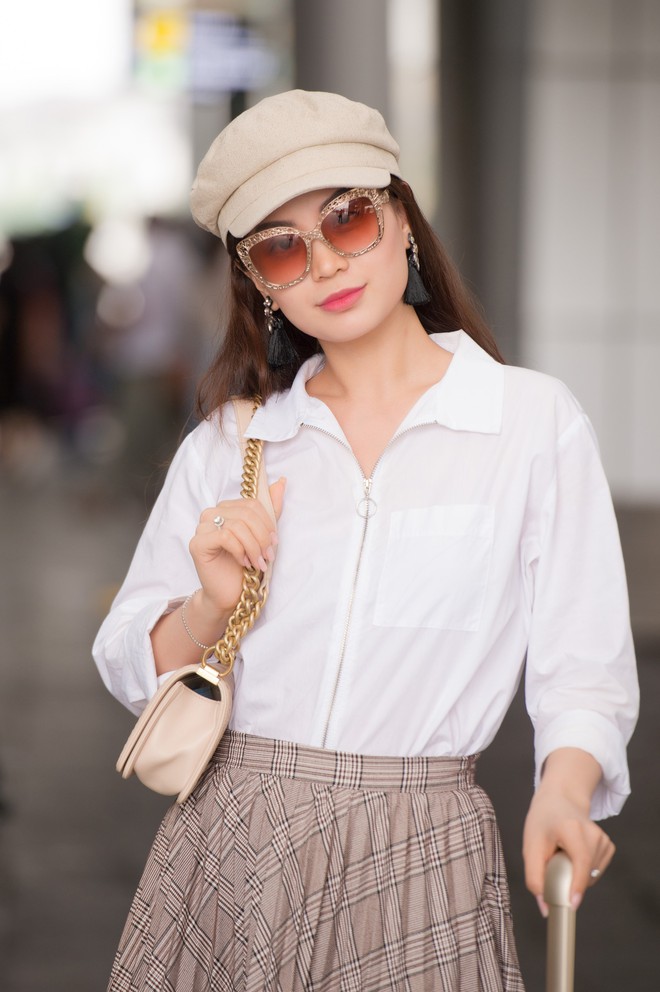 D&agrave;n người đẹp Việt đ&atilde; tề tựu đ&ocirc;ng đủ để tham dự Chung khảo ph&iacute;a Bắc Hoa hậu Việt Nam 2018 - Ảnh 5.