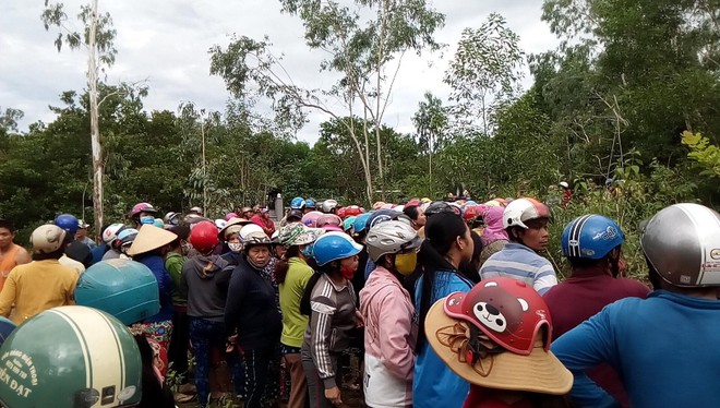 Hiện trường thảm án kinh hoàng 3 người tử vong nghi bị sát hại trong nghĩa địa ở Bình Định - Ảnh 2.