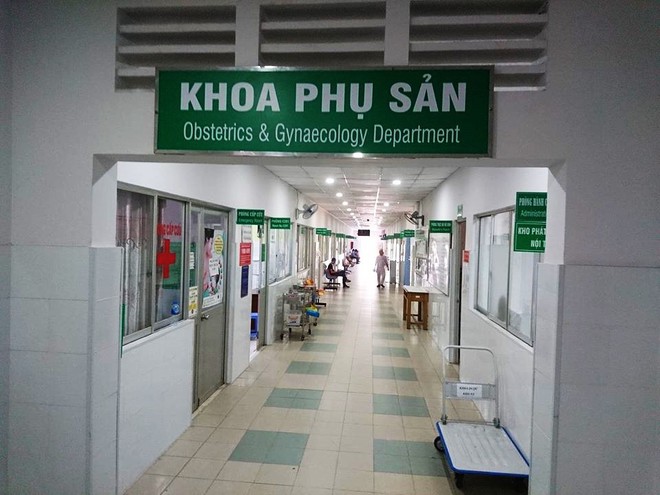 To&agrave;n bộ tiền ủng hộ mẹ con sản phụ phải ngủ h&agrave;nh lang bệnh viện chờ đẻ sẽ được cơ quan chức năng gi&aacute;m s&aacute;t - Ảnh 1.