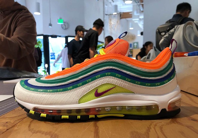 Fan Nike lại được một phen dậy sóng với sample của 6 mẫu Air Max giành chiến thắng tại On Air 2018 - Ảnh 12.