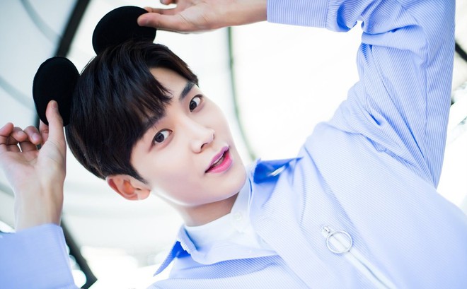 Tháo mặt nạ, nam idol được khen đã hát hay còn đẹp trai như Park Bo Gum - Ảnh 4.