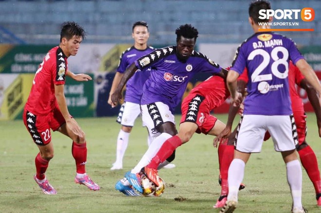 Hà Nội FC bị B.Bình Dương cầm hòa trong ngày tân binh Olympic Việt Nam ghi bàn - Ảnh 5.