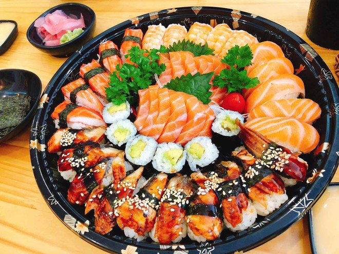 Đây là loạt quán sushi bình dân ở Hà Nội cho những ngày thèm ăn nhưng ví tiền lại chẳng mấy rủng rỉnh - Ảnh 12.