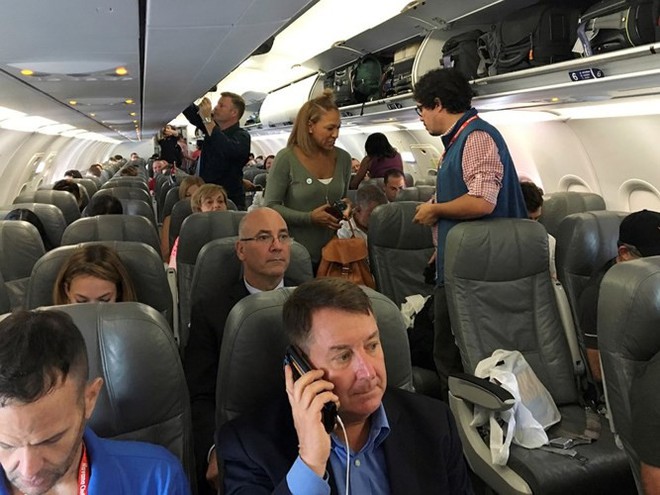 H&igrave;nh ảnh cho thấy những đổi thay trong c&aacute;c chuyến bay xưa v&agrave; nay - Ảnh 18.