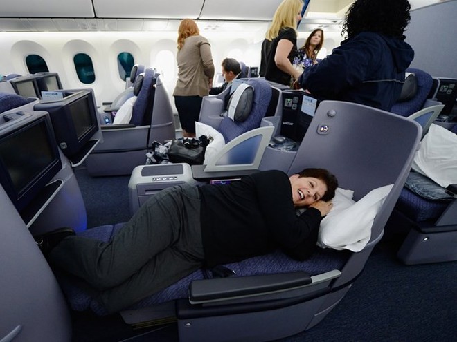 H&igrave;nh ảnh cho thấy những đổi thay trong c&aacute;c chuyến bay xưa v&agrave; nay - Ảnh 27.