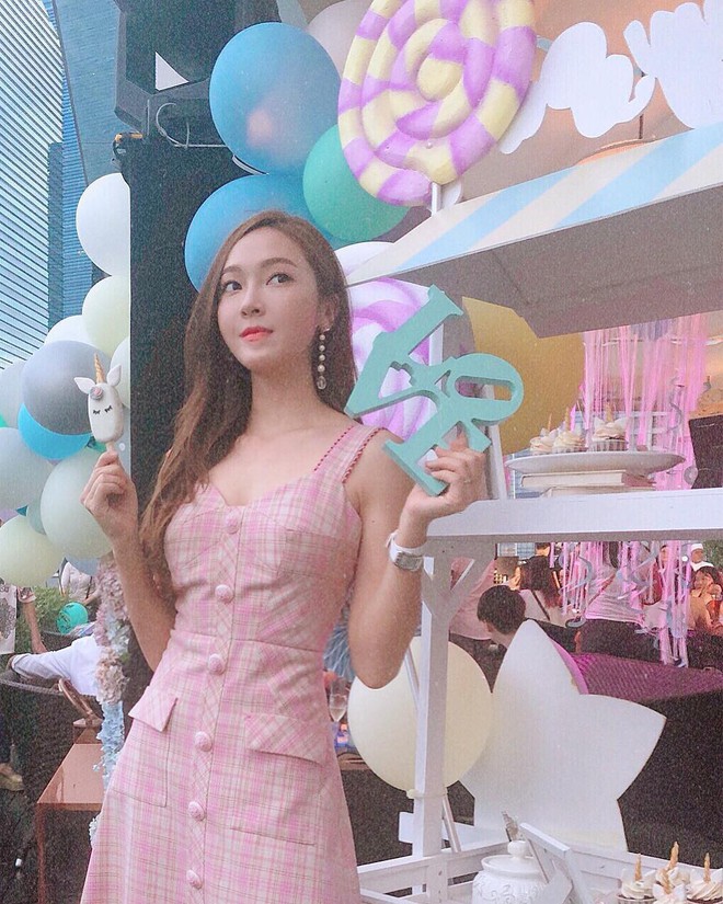 Hết em gái Krystal, lại đến Jessica Jung bị chê bai thậm tệ: Dao kéo thế rồi mà vẫn đầy nét đàn ông - Ảnh 2.