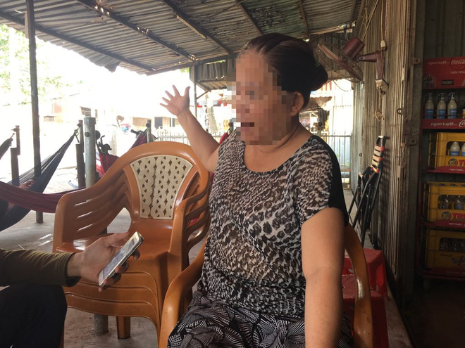 TP.HCM: B&eacute; g&aacute;i 5 tuổi nghi bị bảo mẫu t&aacute;t li&ecirc;n tục đến sưng mặt, dọa lấy k&eacute;o cắt lưỡi nếu n&oacute;i cho gia đ&igrave;nh biết - Ảnh 2.