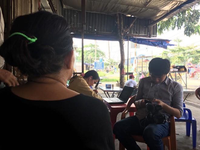 TP.HCM: B&eacute; g&aacute;i 5 tuổi nghi bị bảo mẫu t&aacute;t li&ecirc;n tục đến sưng mặt, dọa lấy k&eacute;o cắt lưỡi nếu n&oacute;i cho gia đ&igrave;nh biết - Ảnh 6.