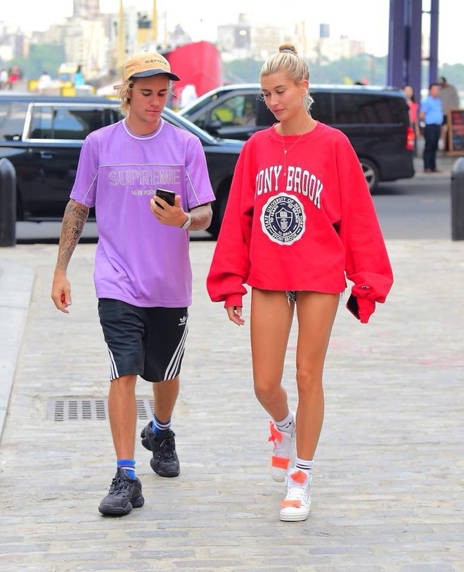 Đ&iacute;nh h&ocirc;n với Hailey, nhan sắc Justin Bieber thay đổi hẳn: Da l&aacute;ng, sạch r&acirc;u v&agrave; l&uacute;c n&agrave;o cũng tươi tắn hạnh ph&uacute;c - Ảnh 4.