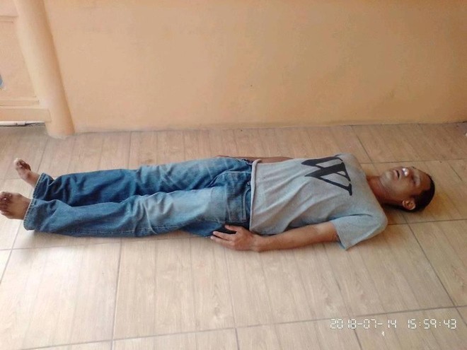 Góc ủ mưu: Chụp ảnh giả chết đăng Facebook để lừa tiền tổ chức tang lễ, người đàn ông khiến MXH Thái Lan dậy sóng - Ảnh 1.