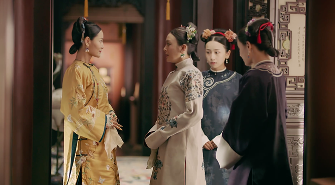 Di&ecirc;n Hi: Ho&agrave;ng Hậu lộ ảnh th&acirc;n thiết qu&aacute; mức chị em với Thuần phi, khiến fan b&aacute;n t&iacute;n b&aacute;n nghi đ&acirc;y l&agrave; t&igrave;nh b&aacute;ch hợp - Ảnh 1.