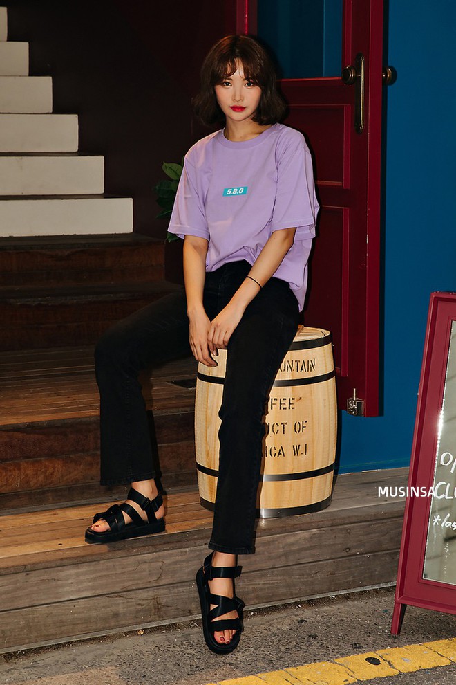 Chơi street style đỉnh như giới trẻ Hàn: diện toàn item đơn giản, thoải mái nhưng vẫn cool không để đâu cho hết - Ảnh 5.