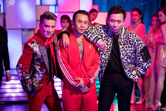 Đ&agrave;m Vĩnh Hưng mời Trấn Th&agrave;nh, Hoa hậu Hương Giang, th&aacute;nh catwalk Simon... tham gia v&agrave;o MV tiền tỷ - Ảnh 7.