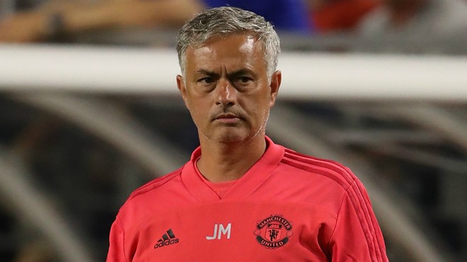 CĐV M.U đòi sa thải Mourinho - Ảnh 1.