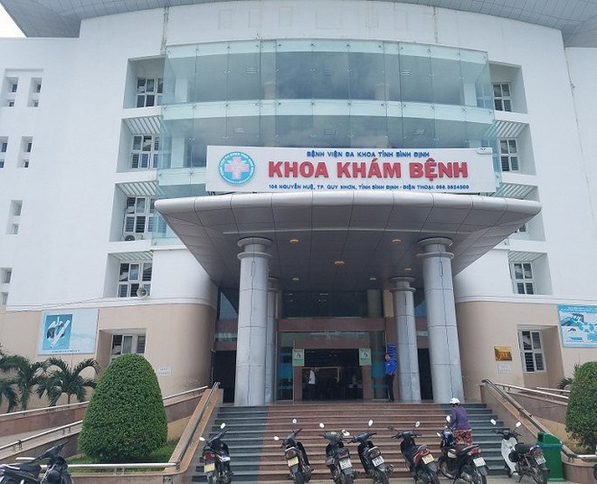 Gia đình tố bệnh viện chẩn đoán sai khiến người đàn ông ở Bình Định bị cưa chân - Ảnh 3.