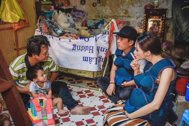 Hương Giang - Trấn Th&agrave;nh xấn xổ tranh gi&agrave;nh địa b&agrave;n... b&aacute;n b&uacute;n b&ograve; - Ảnh 8.
