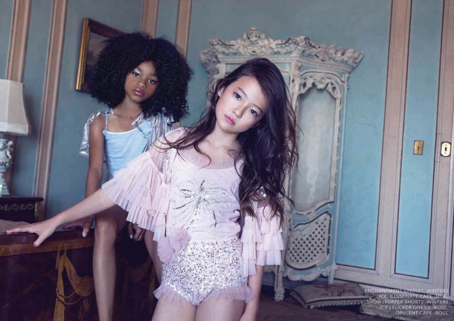 Black Pink Jennie c&ugrave;ng mẫu nh&iacute; đẹp nhất thế giới mới 10 tuổi g&acirc;y sốt - Ảnh 10.