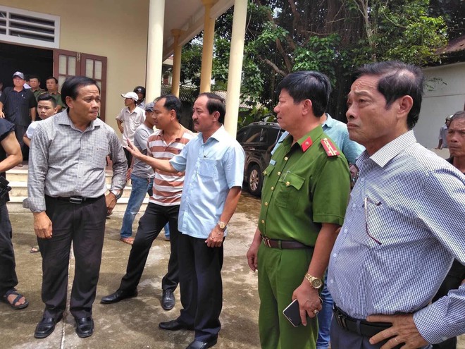 Thôn làng khóc ngất đón 13 xe cứu thương chở thi thể người thân về quê nhà: Ngày cưới bỗng thành đại tang - Ảnh 4.