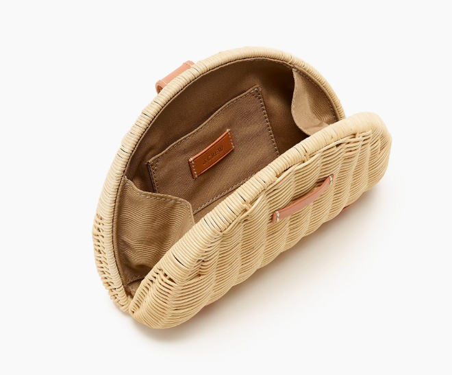 Chiếc clutch tay bằng c&oacute;i chỉ hơn 700 ng&agrave;n c&oacute; g&igrave; đặc biệt m&agrave; cả em d&acirc;u lẫn em g&aacute;i của C&ocirc;ng nương Kate đều m&ecirc;  - Ảnh 7.