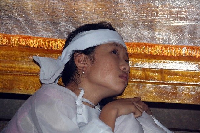 Vụ ch&uacute; rể v&agrave; 12 người th&acirc;n trong đo&agrave;n rước d&acirc;u tử vong v&igrave; tai nạn: Những đứa trẻ bỗng chốc... mồ c&ocirc;i - Ảnh 4.