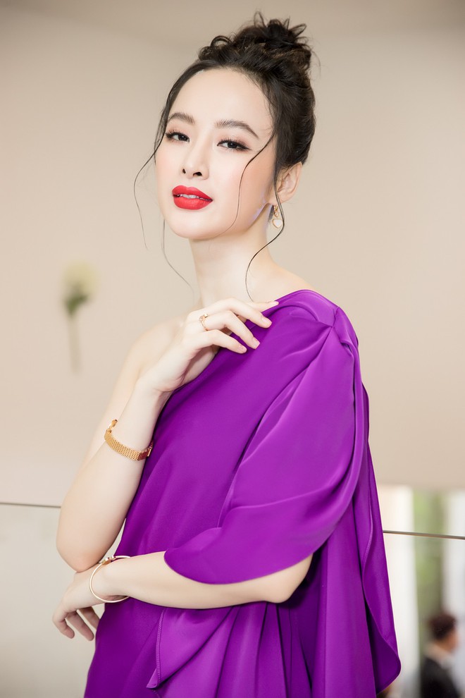 Angela Phương Trinh đeo trang sức hơn 1 tỷ đồng dự sự kiện  - Ảnh 6.