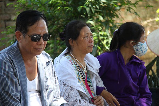 C&ocirc;ng an H&agrave; Nội dựng lại hiện trường vụ t&igrave;m thấy thi thể nữ nh&agrave; b&aacute;o ở bến đ&ograve; - Ảnh 3.