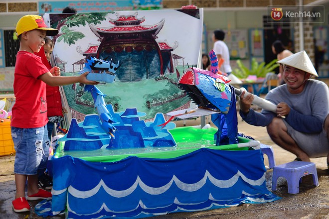 Thêm một hành trình tiếp nối yêu thương của Sunbox: Từ vỏ chai nhựa bỏ đi, các bạn đã dựng nên một rạp rối lưu động cho trẻ em miền cao - Ảnh 12.