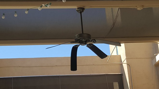 Đâu chỉ nước ta nóng trên 40 độ, thế giới cũng ghi nhận những đợt nắng nóng tới mức chảy lốp xe, chín cả trứng - Ảnh 7.