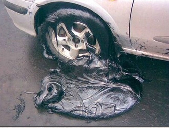 Đâu chỉ nước ta nóng trên 40 độ, thế giới cũng ghi nhận những đợt nắng nóng tới mức chảy lốp xe, chín cả trứng - Ảnh 6.