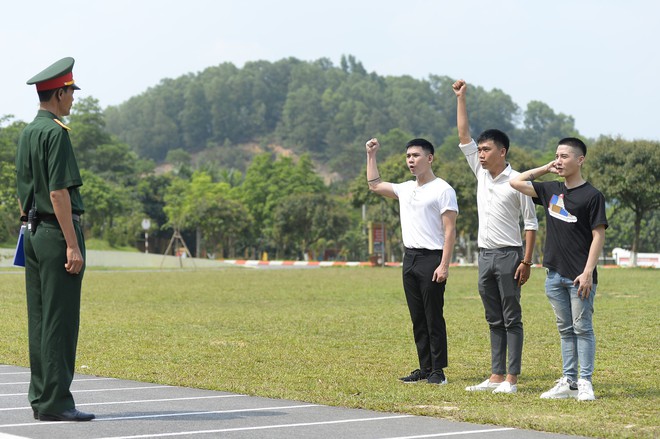 Mr. Cần Trô Xuân Nghị, Juun Đăng Dũng, Đại Nhân vất vả khi tham gia mùa 6 Sao nhập ngũ - Ảnh 1.