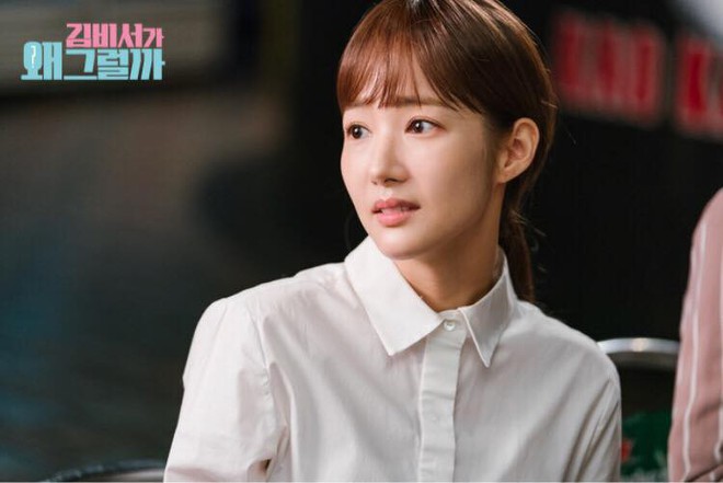 Học ngay 2 cách làm tóc mái phồng giống hệt như “thư ký Kim” Park Min Young - Ảnh 10.