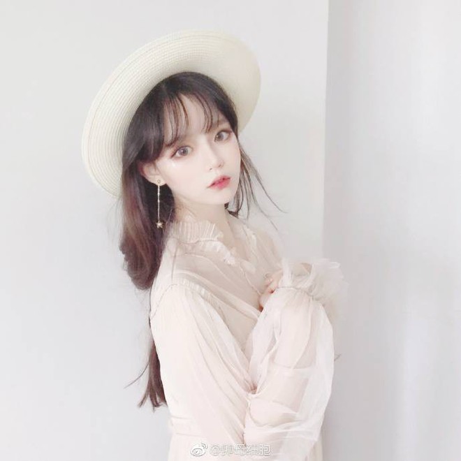 &ldquo;Lịm tim&rdquo; trước vẻ đ&aacute;ng y&ecirc;u của girl Trung Quốc cao 1m54 c&oacute; hơn 1 triệu fan - Ảnh 8.