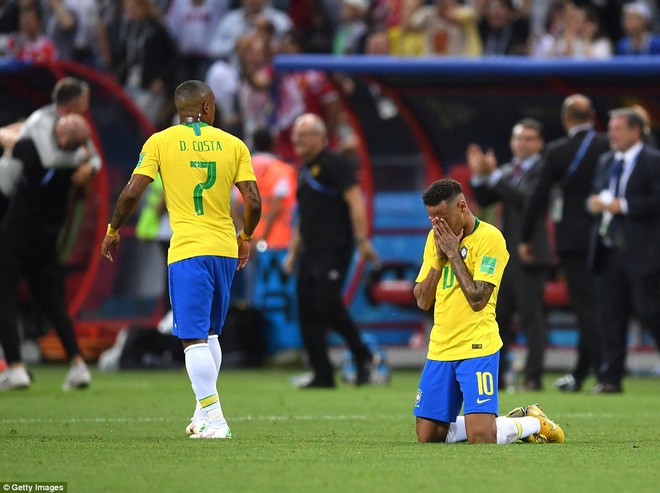 Truyền thông quốc tế ngỡ ngàng với thất bại của Brazil trước Bỉ - Ảnh 1.