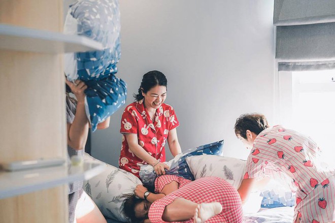 Bộ ảnh 20 năm t&igrave;nh bạn của 4 c&ocirc; n&agrave;ng từng nhiều lần nghỉ chơi, xa nửa v&ograve;ng thế giới rồi lại về b&ecirc;n nhau g&acirc;y sốt mạng - Ảnh 9.