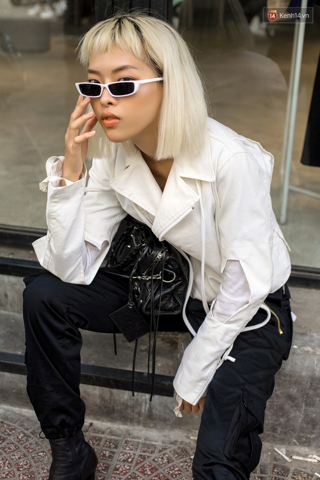 Street style 2 miền: miền Nam vẫn bị &aacute;m ảnh với waist bag, miền Bắc điểm danh đủ phong c&aacute;ch đặc sắc - Ảnh 10.