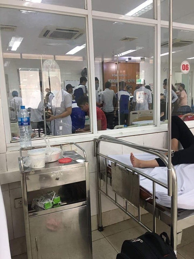 Hà Nội: Cả trăm học viên đau bụng nhập viện sau bữa ăn nghi ngộ độc - Ảnh 5.