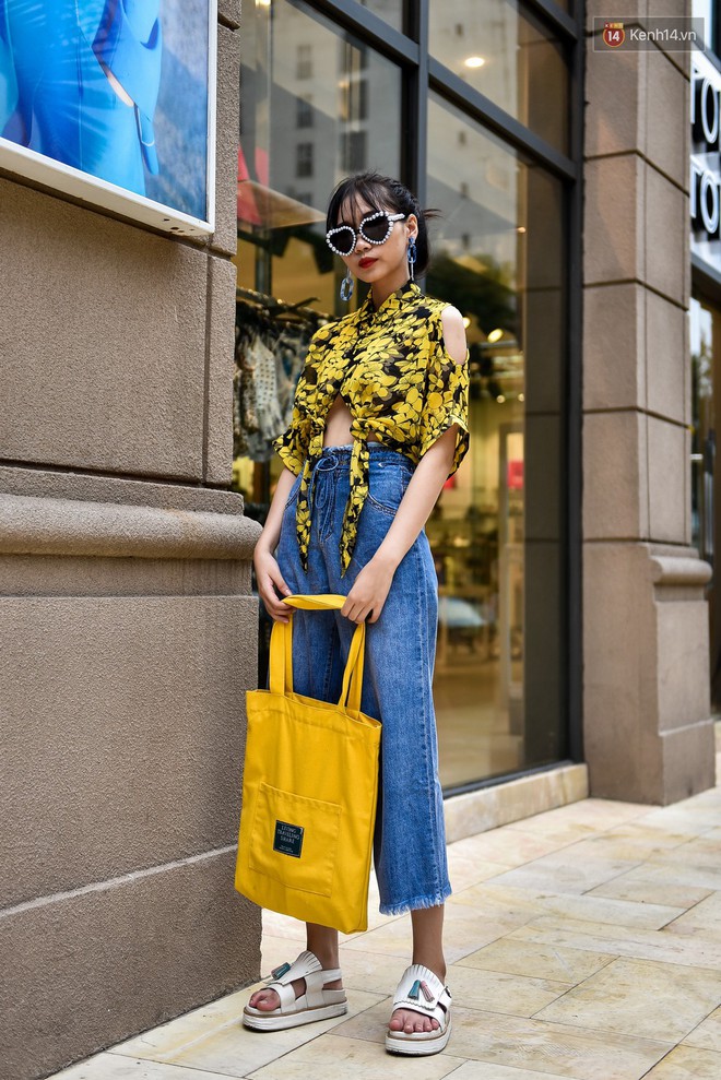 Street style 2 miền: miền Nam vẫn bị ám ảnh với waist bag, miền Bắc điểm danh đủ phong cách đặc sắc - Ảnh 17.