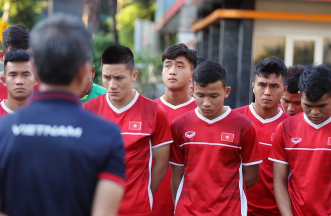 Đội chủ nh&agrave; l&agrave;m kh&oacute; U19 Việt Nam trước trận đấu quyết định - Ảnh 3.