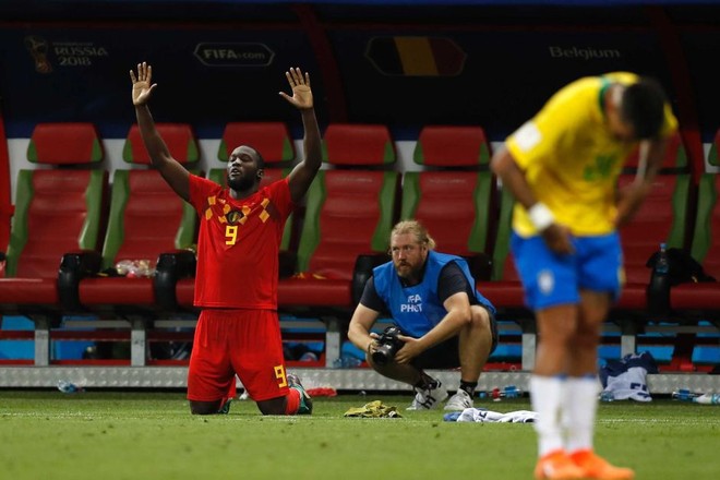 L&agrave;m người Brazil ngạc nhi&ecirc;n, Lukaku th&ecirc;m một lần khẳng định khả năng n&oacute;i 6 thứ tiếng - Ảnh 1.