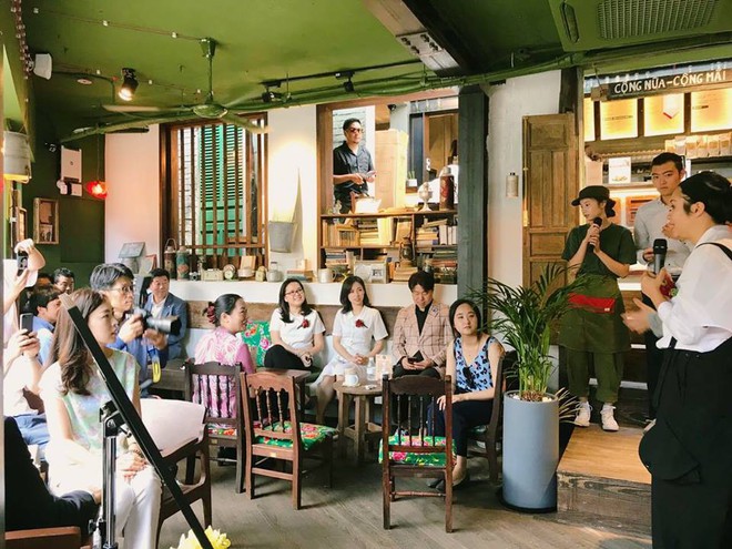 Cộng Cà phê trong ngày khai trương cửa hàng đầu tiên ở Hàn Quốc: Giới trẻ hào hứng xếp hàng dài chờ ghé thử - Ảnh 5.