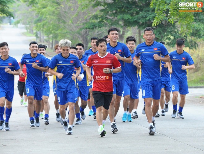 Indonesia lên tiếng sau sự cố Olympic Việt Nam phải tập trên sân bê tông - Ảnh 1.