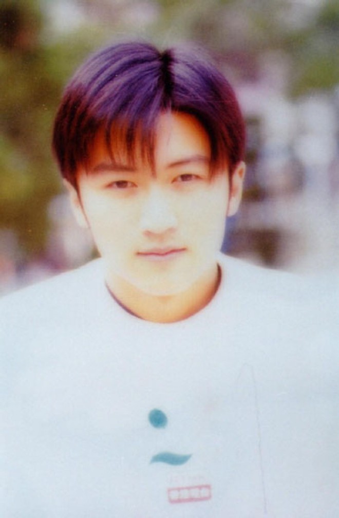 15 tuổi Tạ Đ&igrave;nh Phong đ&atilde; phong lưu như thế n&agrave;y, bảo sao Vương Phi - Trương B&aacute; Chi chết m&ecirc; chết mệt - Ảnh 13.